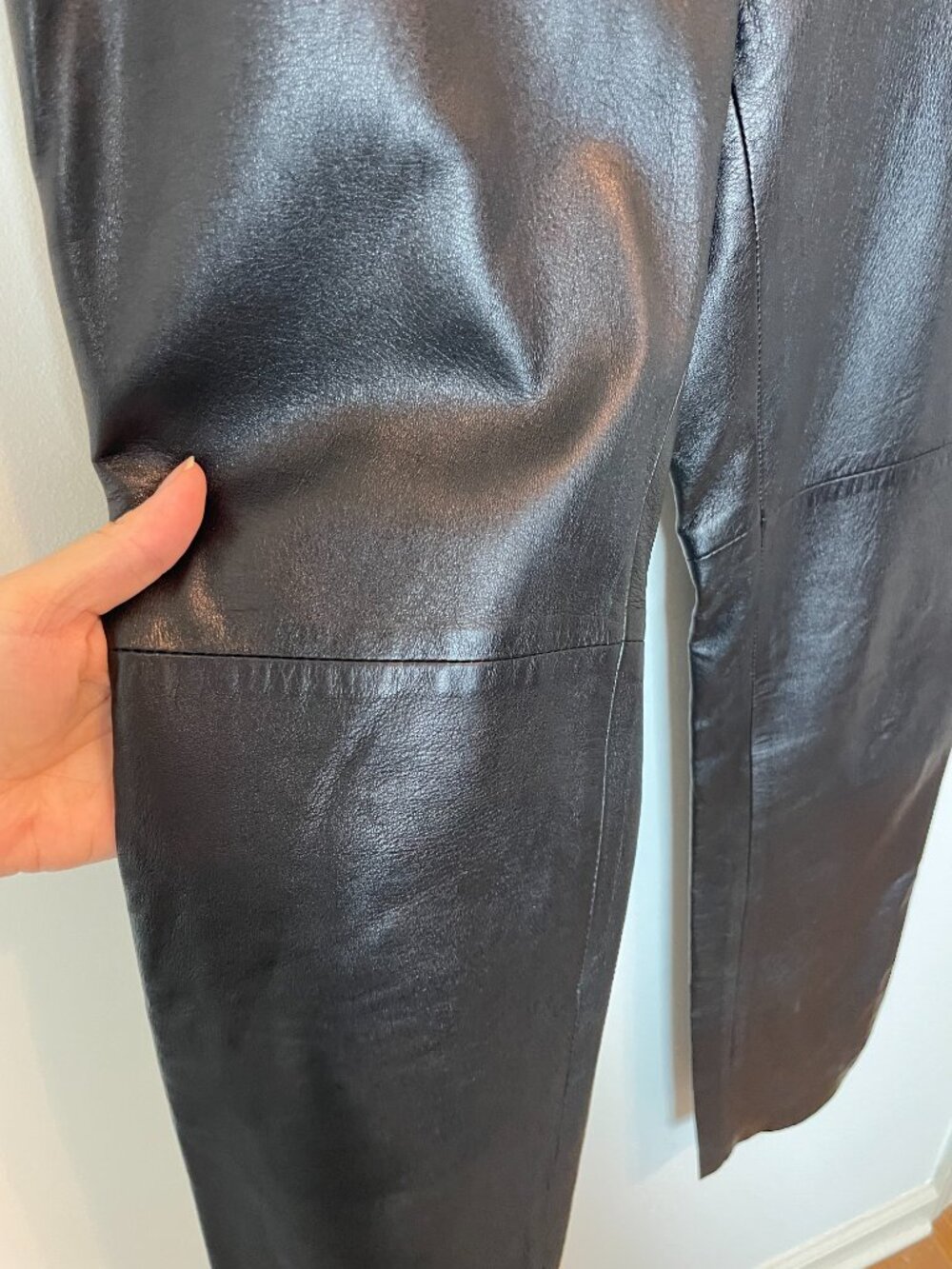BEBE Y2K 90s Vintage Lamb Leather Low Rise Slim Black Pants \\ 2 - Picture 5 of 9